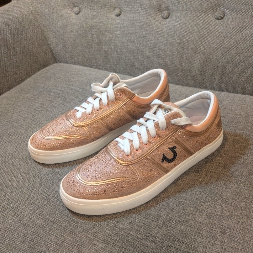 True Religion Esperanza Sneakers Rose Gold Rhinestone Logo Women’s Size 10
